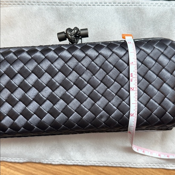 Bottega Veneta Clutch - Picture 10 of 10